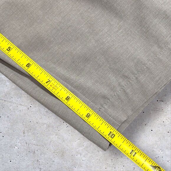 Peter Millar Crown Sport Performance Shorts Mens Size 38 Gray Taupe Stretch Golf - Picture 6 of 10